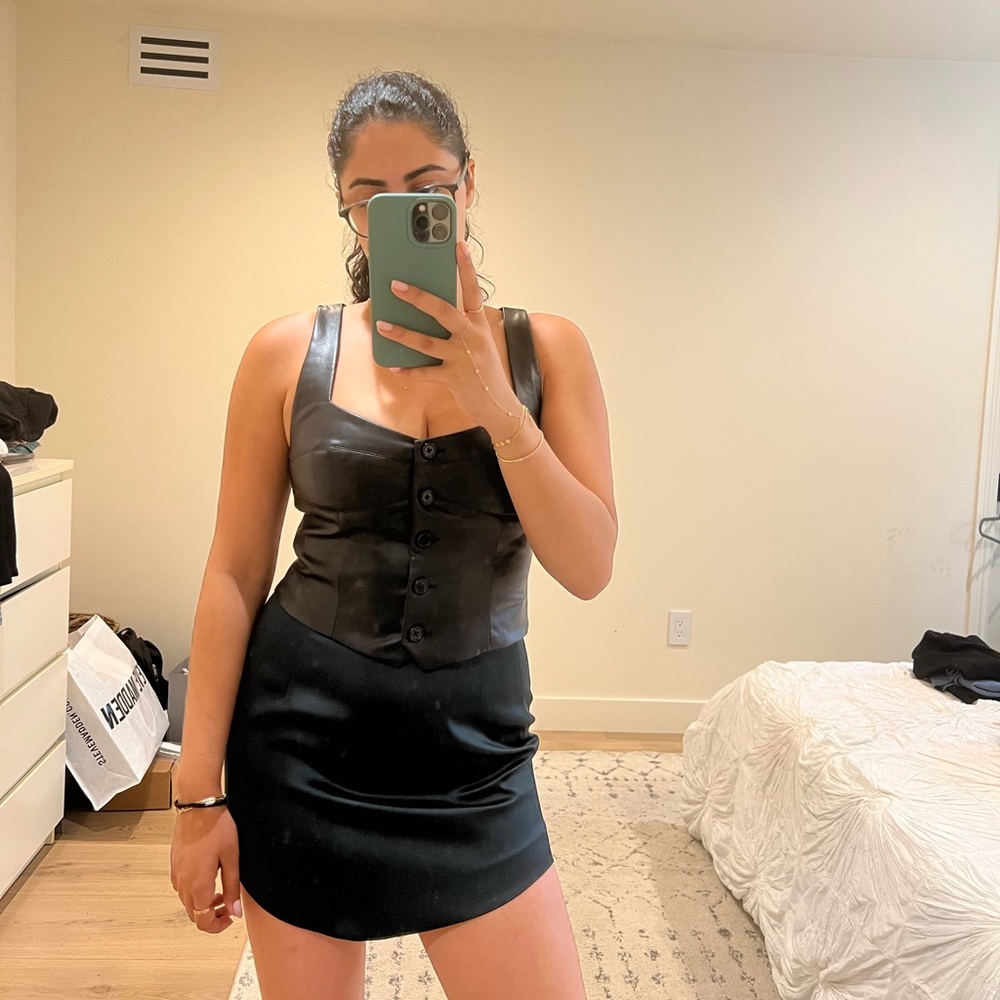 Zara leather corset style top
BRAND NEW WITH TAGS!! 
Size medium